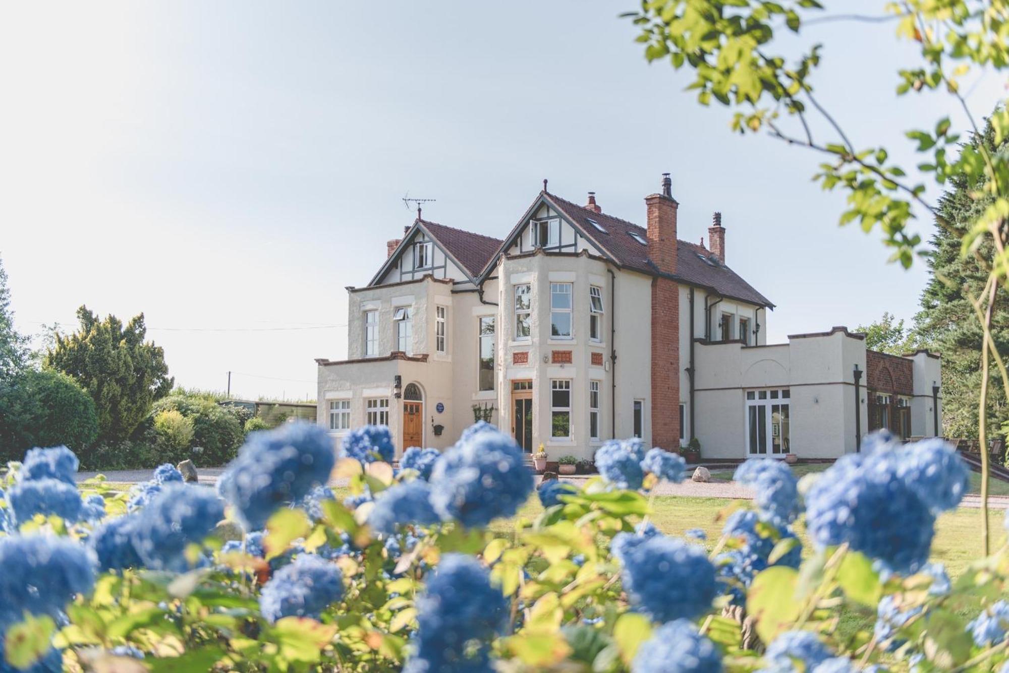 Mere Brook House 威勒尔 外观 照片